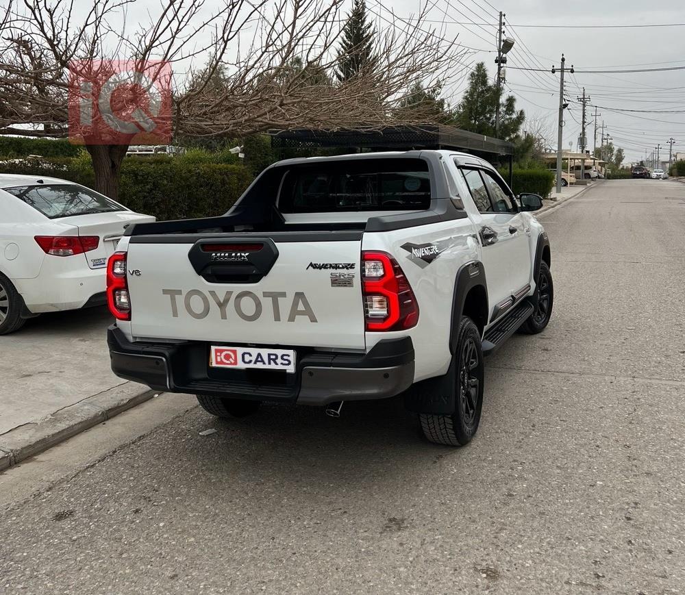 تويوتا هايلوكس